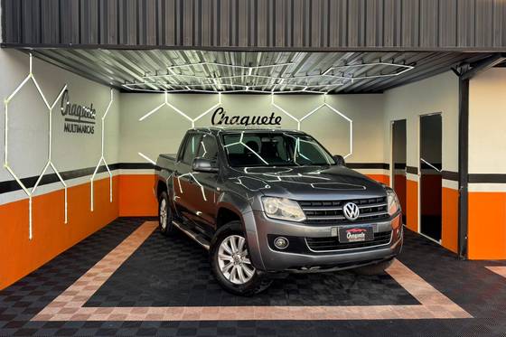 VOLKSWAGEN AMAROK 2.0 HIGHLINE 4X4 CD 16V TURBO INTERCOOLER DIESEL 4P AUTOMÁTICO